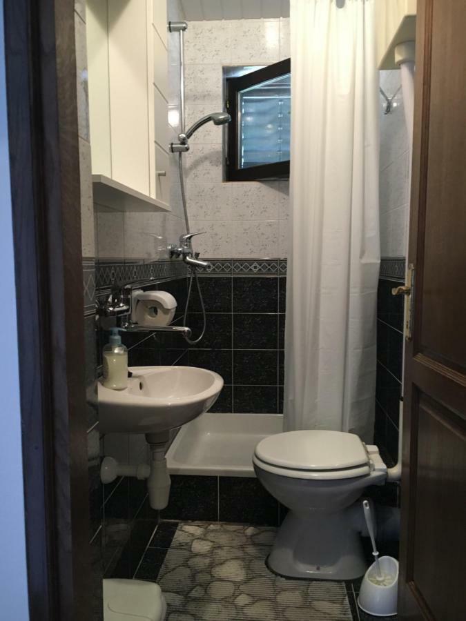 Apartman Ankica Vir Buitenkant foto